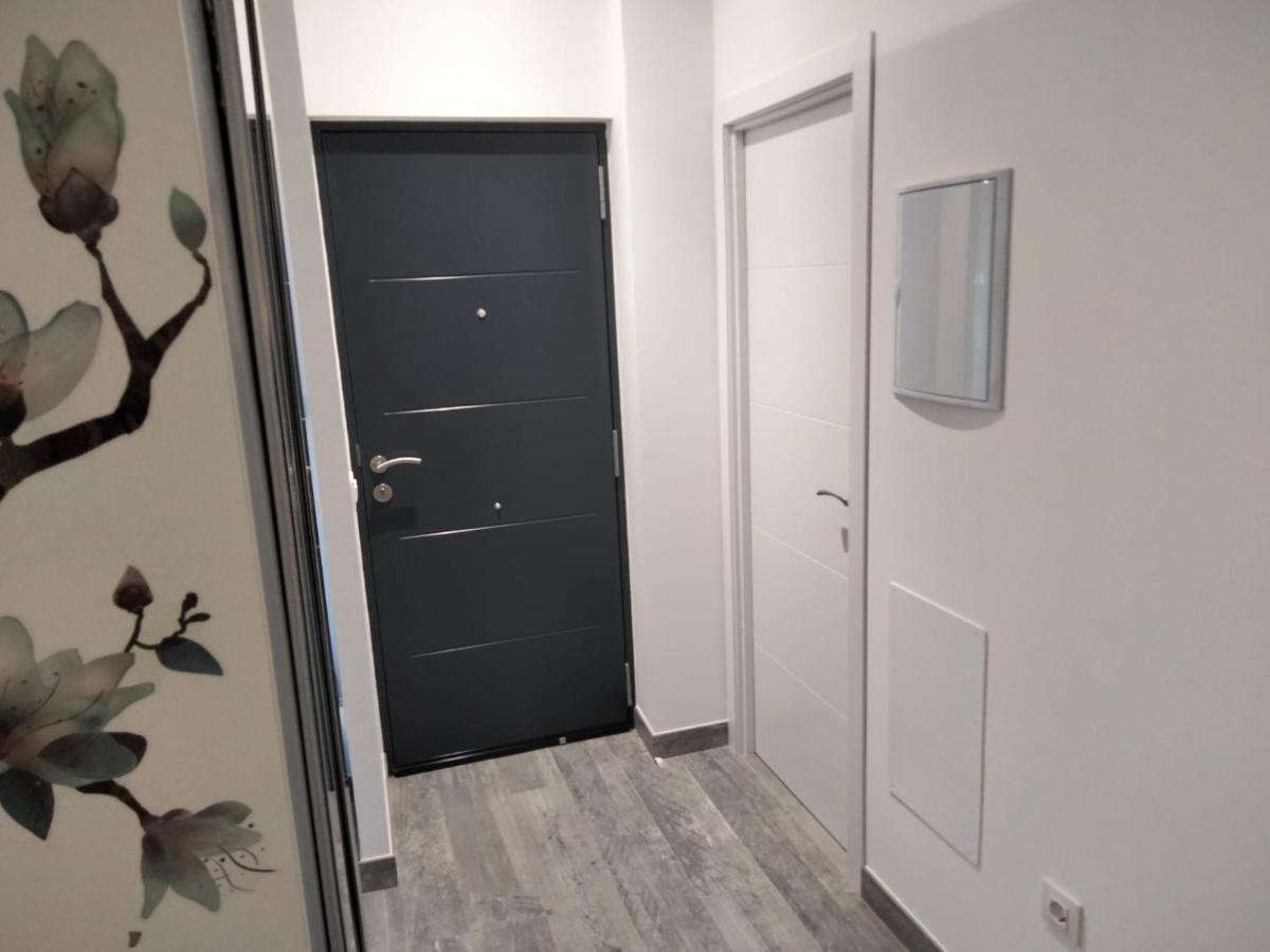 Loft La Calahorra Con Posibilidad De Aparcamiento Pregunta Por El Pack Mas Amor Córdoba Buitenkant foto